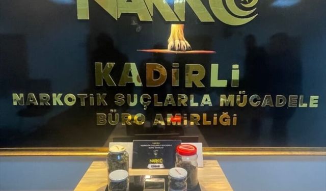 Kadirli ilçesinde çeşitli suçlardan aranan 15 şüpheli yakalandı