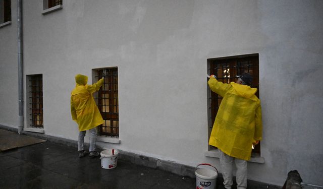 Kahramanmaraş'ta depremde hasar gören Ulu Cami, Kadir Gecesi'nde yeniden ibadete açılacak