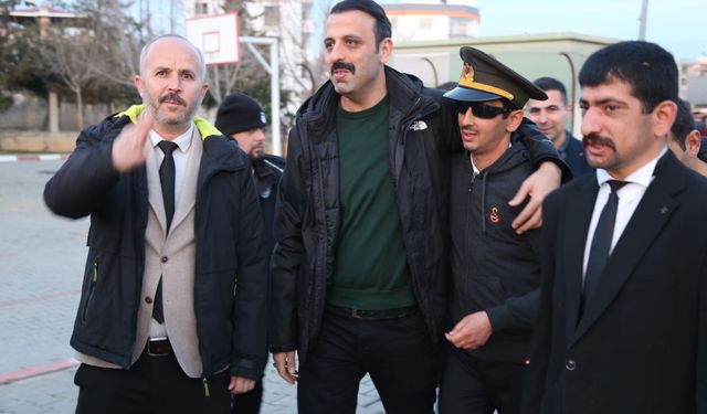 Karaisalı Kaymakamı Bozoğlan, engelli bireylerle iftarda buluştu