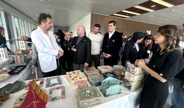 Mersin'de hastane çalışanları, Afrika'da açılacak su kuyuları için bağış yaptı