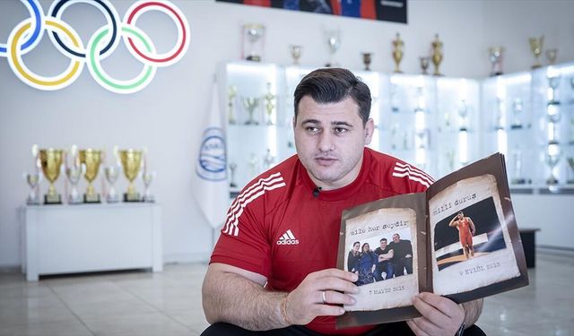 Rıza Kayaalp, fotoğraflarla 'geçmişe yolculuk' yaptı