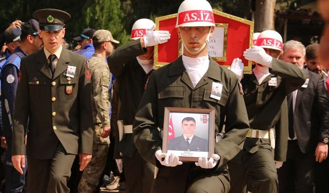 Şehit Piyade Uzman Çavuş Yusuf Açay'ın cenazesi memleketi Hatay'da defnedildi