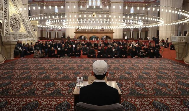 Selimiye Camisi genç hafızların yarışmasına ev sahipliği yaptı