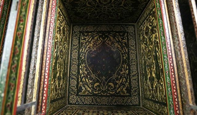 Sultan 2. Abdülhamid'in şehit yakınları ve gaziler yararına bağışladığı ahşap dolap restore edildi