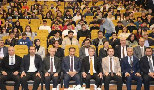 TDK Başkanı Hatay’da Öğrencilerle Buluştu