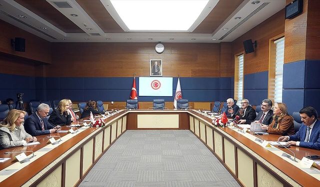 Türkiye ile KKTC'nin parlamentolar arası dostluk grupları Meclis'te bir araya geldi