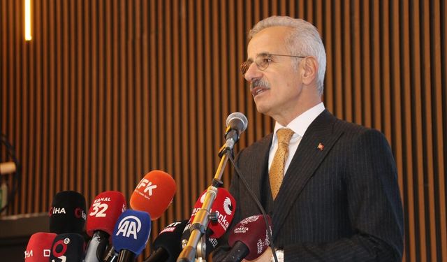 Ulaştırma ve Altyapı Bakanı Uraloğlu, Isparta'da iftar programında konuştu: