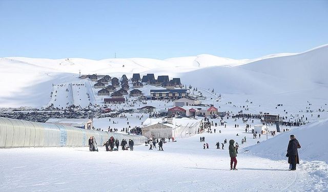 Yedikuyular Kayak Merkezi'nde ziyaretçi sayısı 500 bini aştı