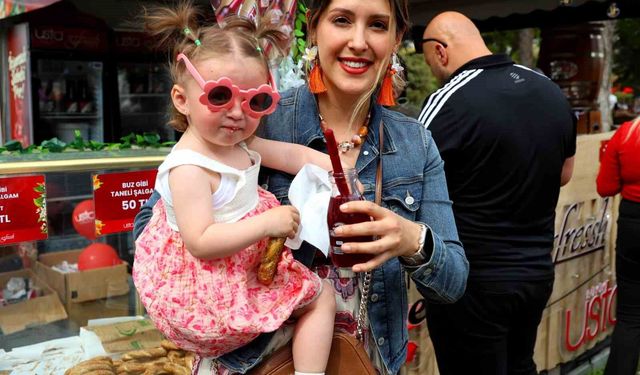 Adana şalgamı, karnavalda damakları şenlendiriyor