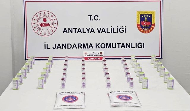 Antalya'da uyuşturucu operasyonu: 1 kilo 200 gram kokain ele geçirildi