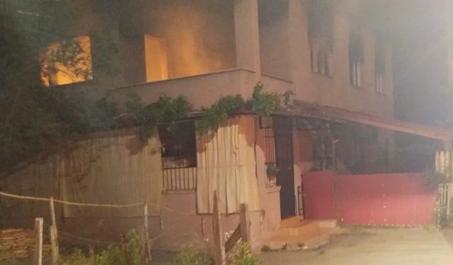 Dörtyol'da müstakil evden alevler yükseldi