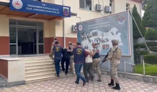 GÜNCELLEME 2 - Hatay'da annenin cesedi toprağa gömülü, oğlu da silahla vurulmuş bulundu