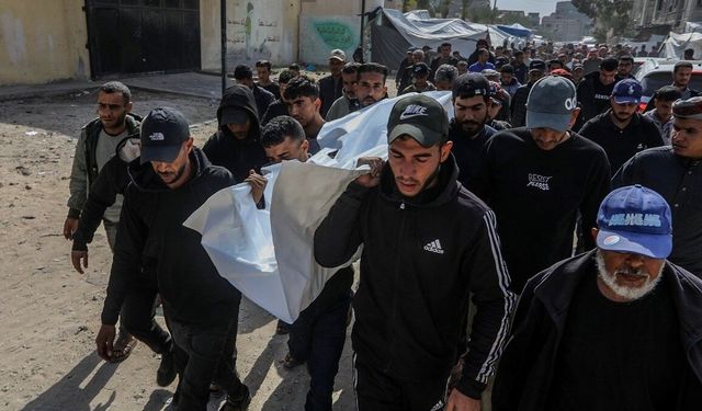 İsrail ordusunun ateşkese rağmen Gazze'ye düzenlediği saldırıda 1 kişi hayatını kaybetti