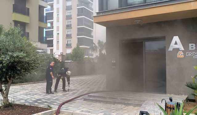 Lüks dairedeki yangın ev sahibini ağlattı