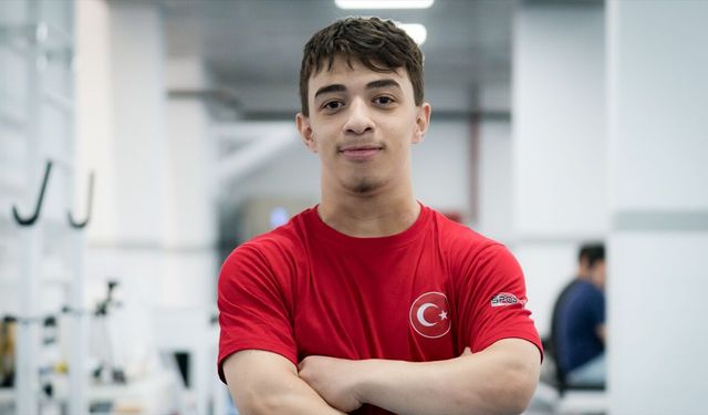 Milli halterci Yiğit Erdoğan, Avrupa Şampiyonası'nda bronz madalya kazandı