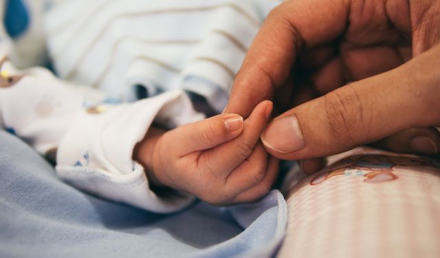 Nisan ayı doğum yardımı ödemeleri hesaplara yatırıldı