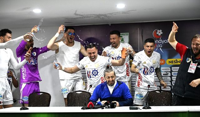 Transfer yasağına rağmen ayakta kalan Erzurumspor FK'nin Süper Lig'e uzanan başarı öyküsü