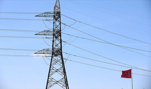 Türkiye'nin elektrik kurulu gücü 125 bin megavatı aştı