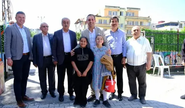 Defne’de Dayanışma Buluşması: Okul Kermesine Yoğun İlgi!