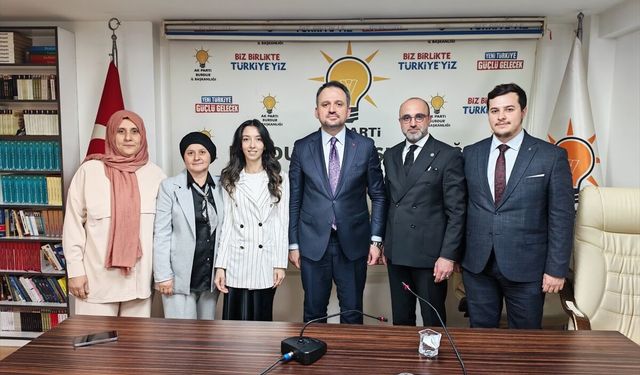 Gençlik ve Spor Bakan Yardımcısı Eminoğlu, AK Parti Burdur İl Başkanlığını ziyaret etti: