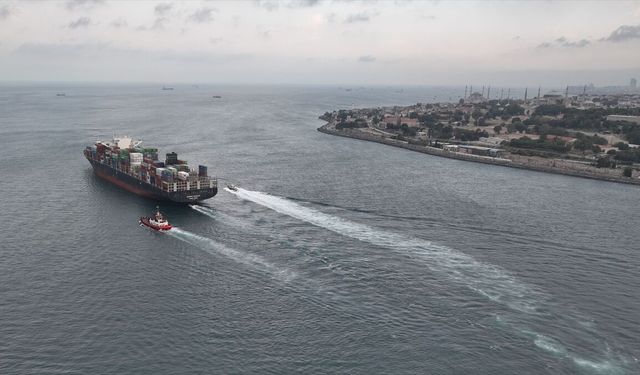 İstanbul Boğazı'ndan yılın ilk çeyreğinde 9 bin 195 gemi geçti