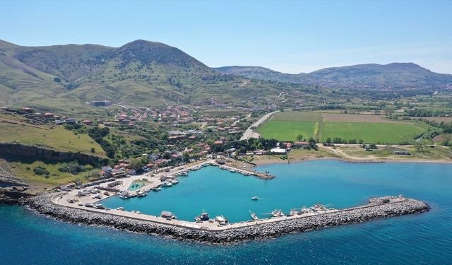 Kurban Bayramı öncesi Kuzey Ege adalarında doluluk artıyor