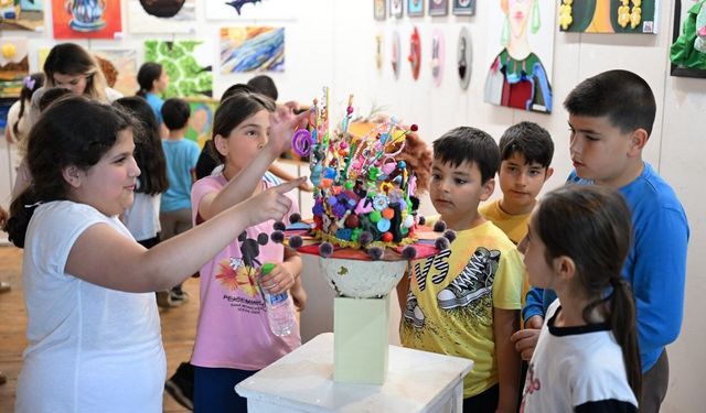Mersin'de çocuk kampüslerinden çıkan eserler sergide buluştu