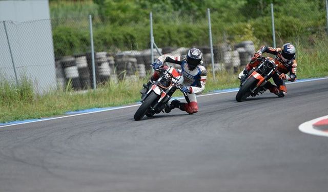 Milli motosikletçiler Bahattin Sofuoğlu ile Can Öncü, Macaristan'da piste çıkacak