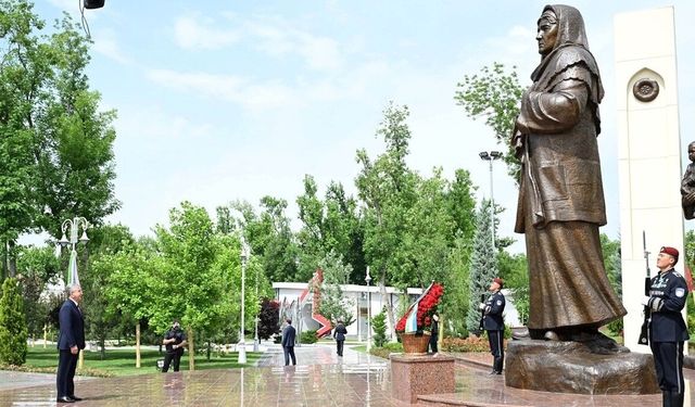 Özbekistan'ın bitmeyen vefası: 9 Mayıs 'Anma ve Saygı Günü'