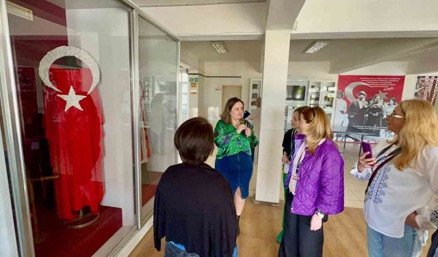 Romanyalı öğretmenler Osmaniye'de atölyelerdeki çalışmaları inceledi