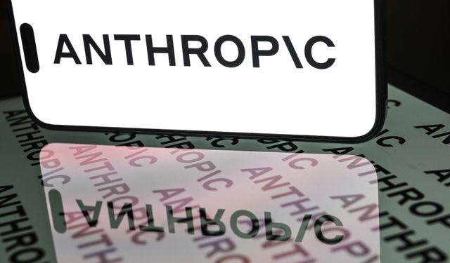 Anthropic, Alibaba'yı yapay zeka modelinin yeteneklerini yasa dışı şekilde kopyalamakla suçladı