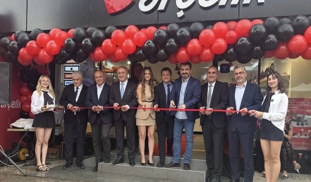 Arçelik İzmir'de yeni nesil 7 mağaza açtı