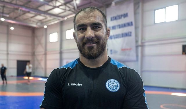 Başpehlivan Feyzullah Aktürk, Kırkpınar'a altın kemeri kuşanmak için gidecek