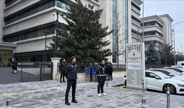 'Bozbey suç örgütü' iddianamesinde 'pasta kutusunda rüşvet' ve 'çantacı' iddiaları