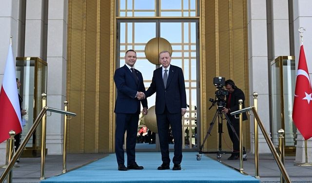 Cumhurbaşkanı Erdoğan, Polonya Cumhurbaşkanı Nawrocki'yi resmi törenle karşıladı
