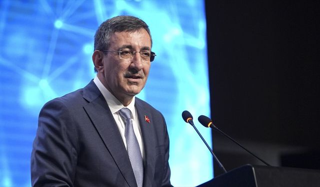 Cumhurbaşkanı Yardımcısı Yılmaz: Gençlerde işsizlik oranı 1,4 puan, kadınlarda ise 0,6 puan azaldı