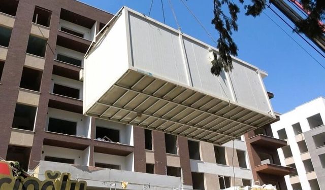 Esnafa Verilen Konteynerler Kaldırılıyor: Deprem Bölgesinde Yeni Dönem Başladı