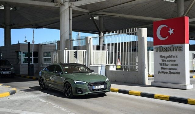 Emekli gurbetçiler yaz dönemini geçirecekleri yurda giriş yapmaya başladı