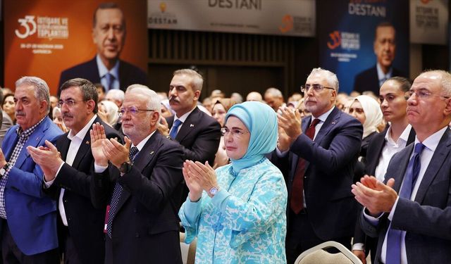 Emine Erdoğan'dan 'AK Parti 33. İstişare ve Değerlendirme Toplantısı'na ilişkin paylaşım