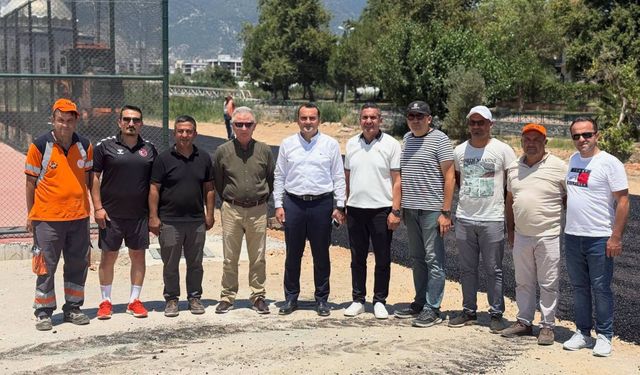 Finike Kaymakamı Çelik ilçedeki yatırımları inceledi