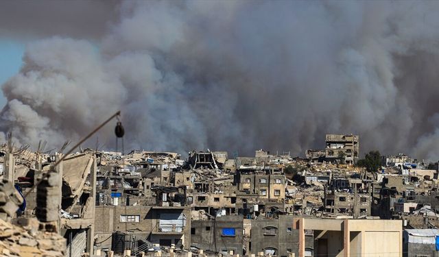 Hamas heyeti, Gazze'deki ateşkes müzakereleri için Kahire'de