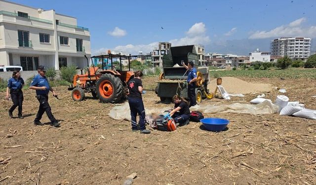 Hatay'da Tarım Makinesi Can Aldı: 24 Yaşındaki İşçi Hayatını Kaybetti