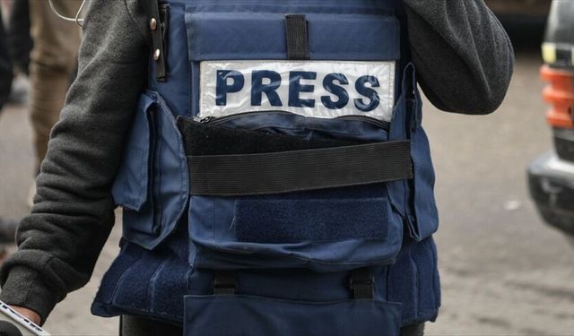 İsrail güçleri Batı Şeria'da Filistinli bir gazeteciyi yaraladı