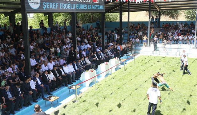 Kahramanmaraş'ta Dereköy Karakucak ve Şalvar Güreş Festivali düzenlendi