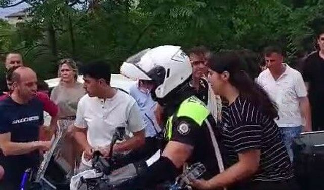 LGS'ye geç kalan öğrencilerin yardımına polis yetişti
