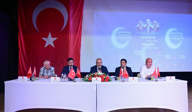 MHP Genel Başkan Yardımcısı Yurdakul, Muratpaşa İlçe Başkanlığı Olağan Kongresi'nde konuştu: