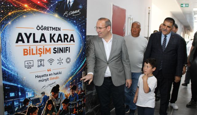 Okul saldırısında hayatını kaybeden Ayla öğretmenin adı bilişim sınıfında yaşatılacak