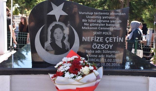 Şehit Nefize Çetin Özsoy şehadetinin 10. yılında kabri başında anıldı