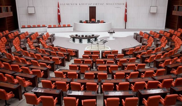 TBMM'de sandalye dağılımı değişti