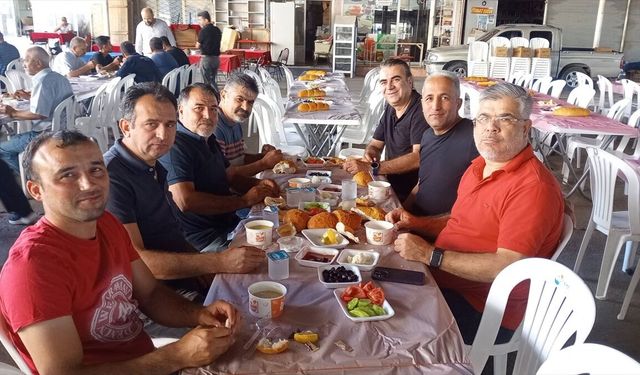 Turunçova Esnaf ve Sanatkarlar Odası üyeleriyle buluştu